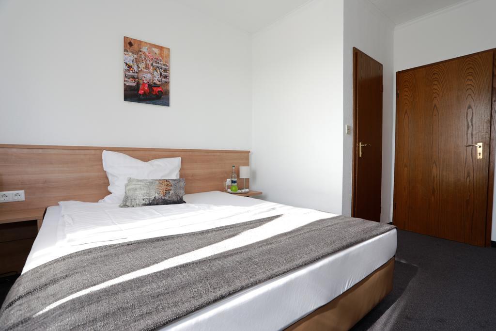 Hotel Zwei&Vierzig ファレンダー エクステリア 写真
